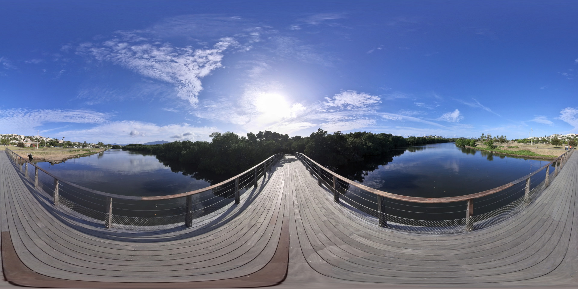 Passerelle Ouemo